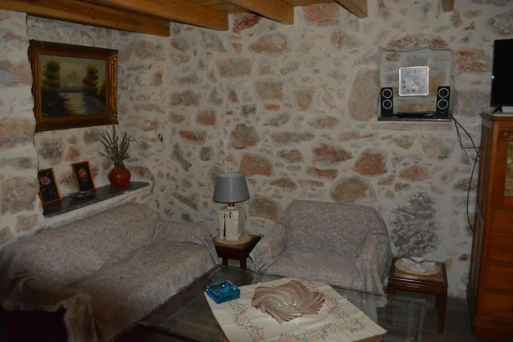 Traditional Chios House Agios Georgios Sykousis